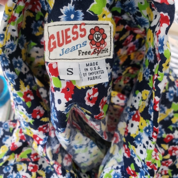 Vintage 90s Guess USA Floral Button Sleeveless Top - Picture 5 of 17